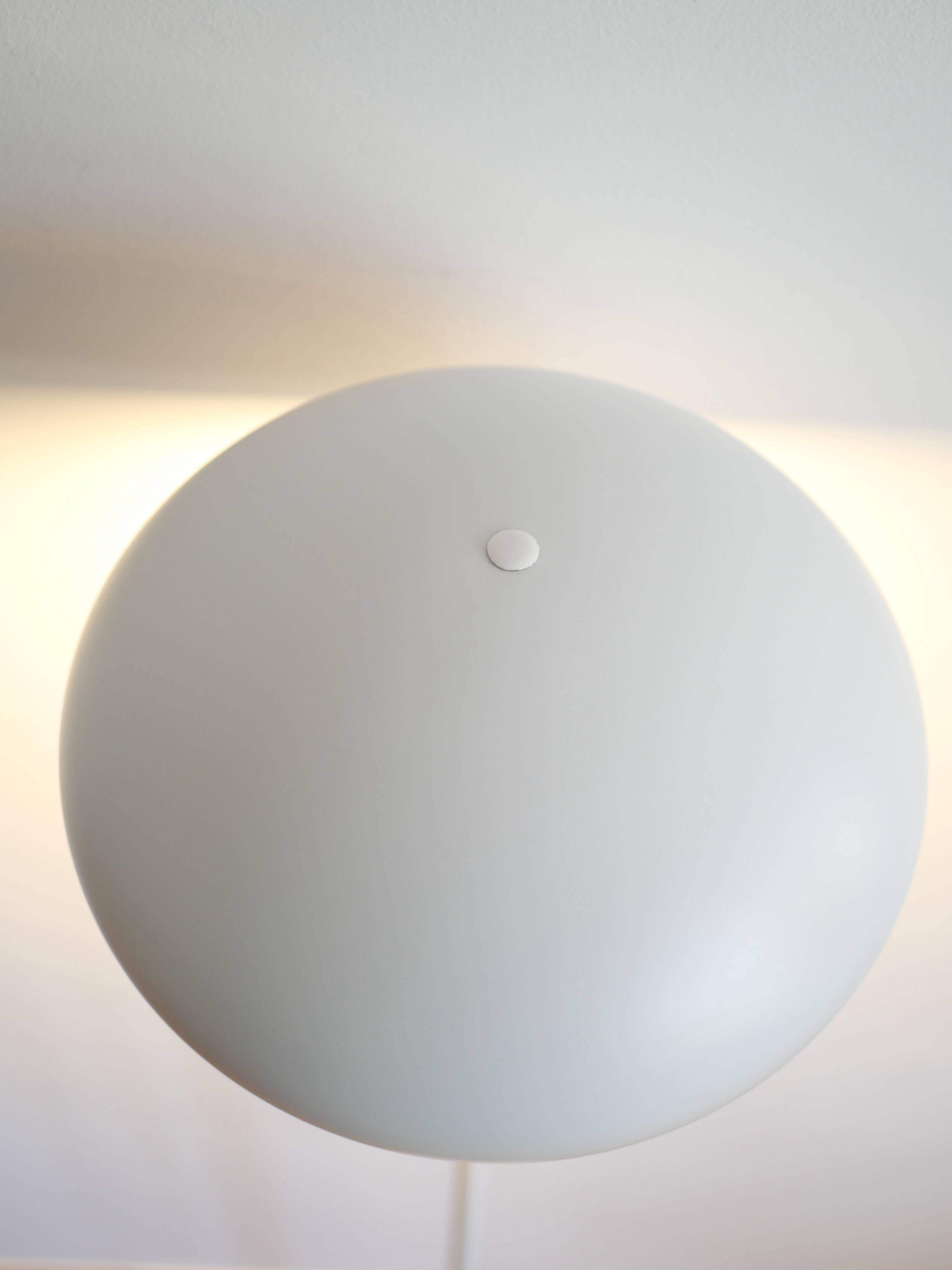 White mushroom floor lamp