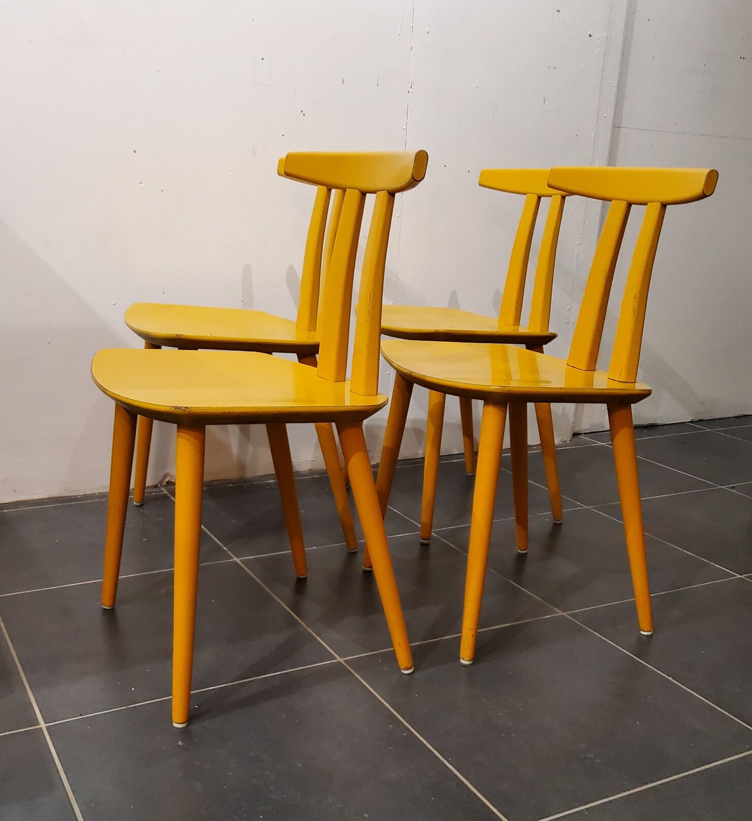4 chaises j48, design poul m.volther, 1950, fdb møbler