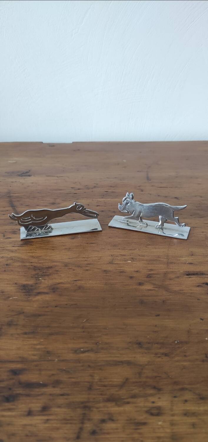 Zoomorphic knife holder set