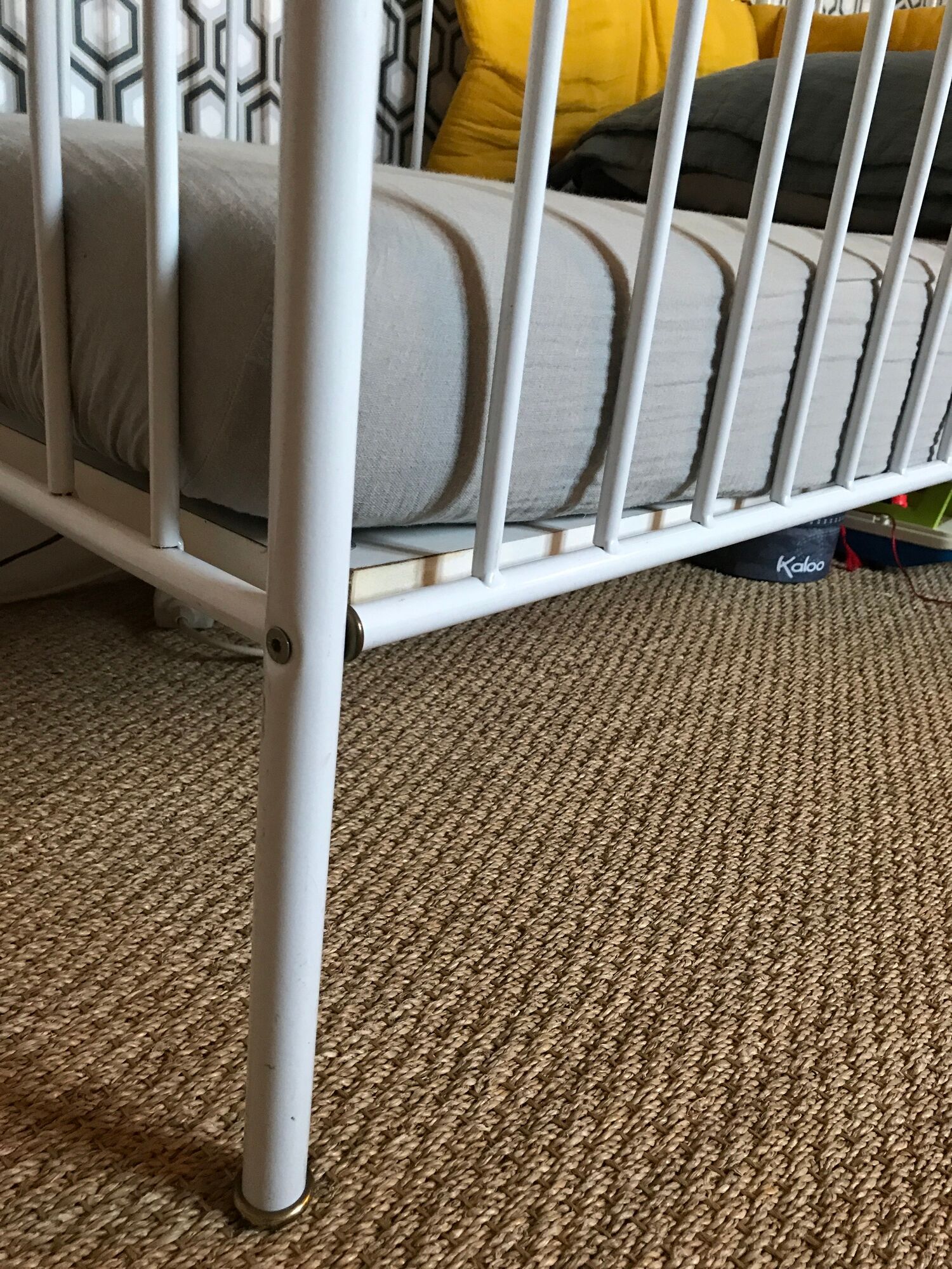 Baudou/Bonpoint bar bed in white metal for children