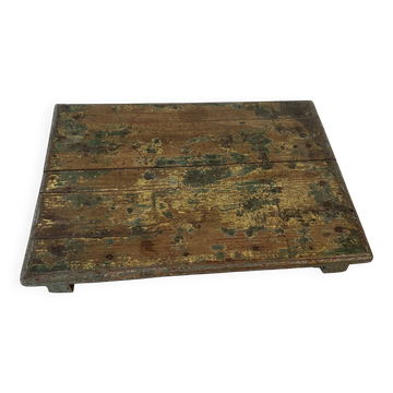 Old wooden offering table