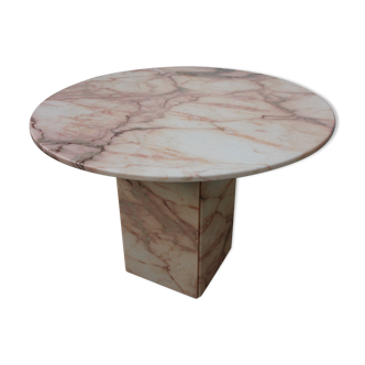 Table à manger en marbre rose