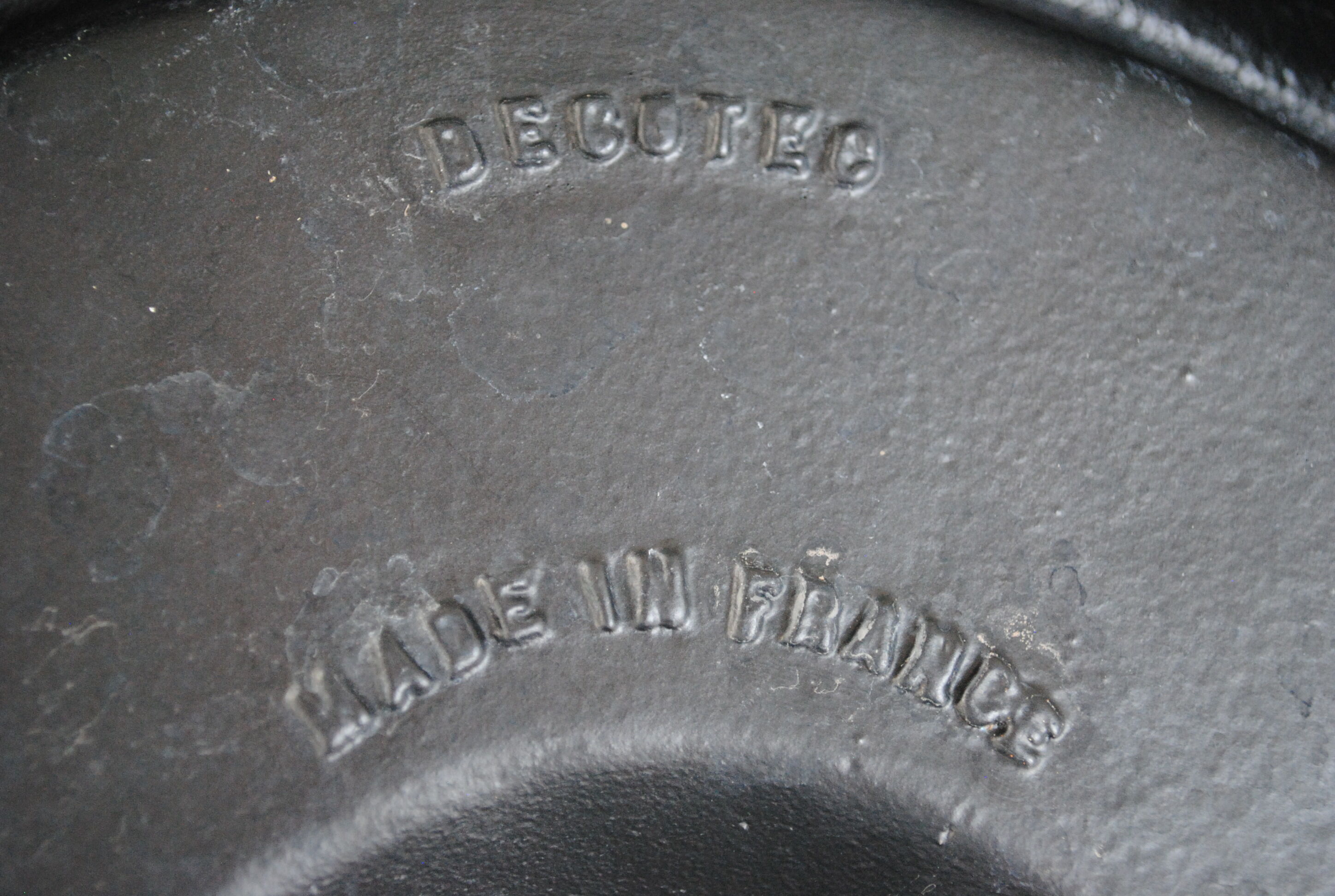 Umbrella cast-iron door