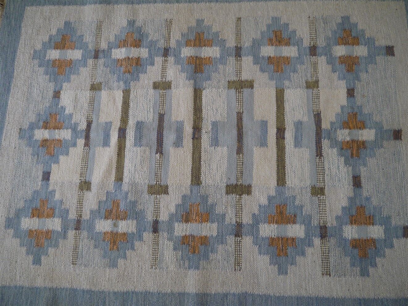 Tapis vintage "Rolakan" de Karin Jonson Suède 1960 225x151cm