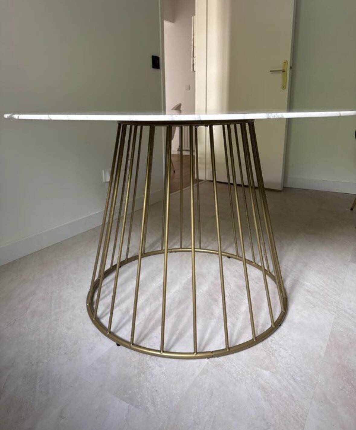 Round table 120cm