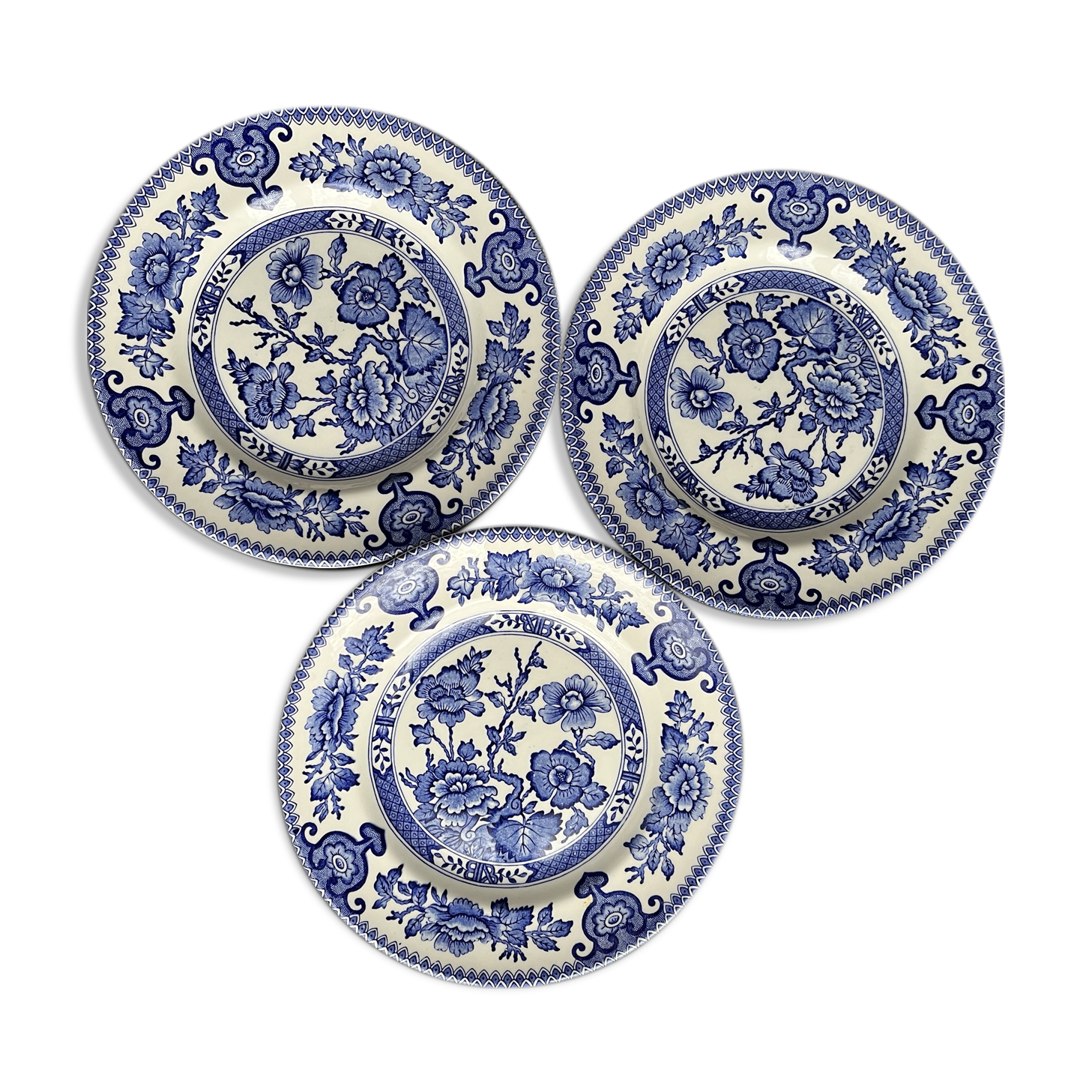 3 assiettes à dessert anglaises