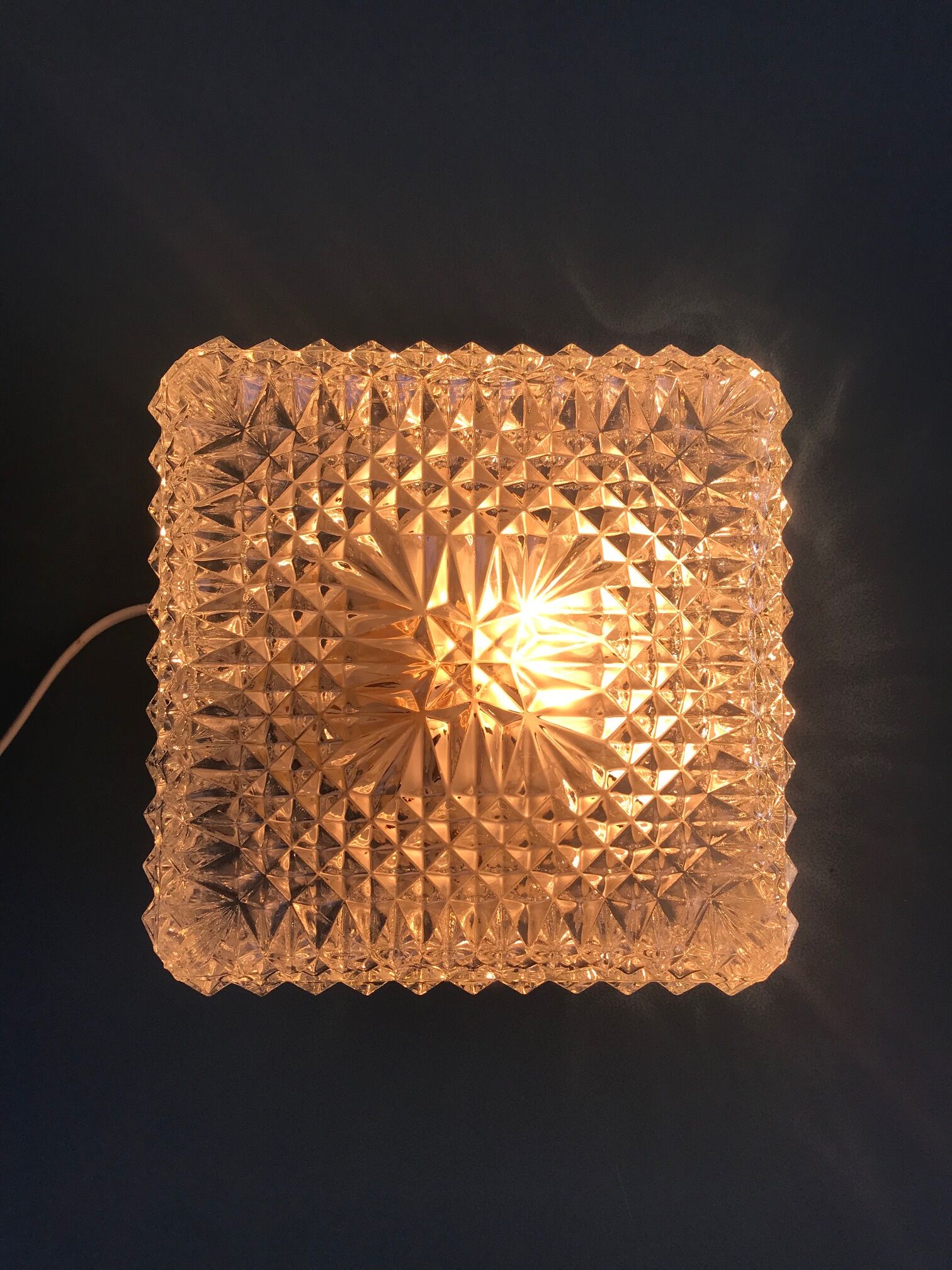 Square ceiling lamp in molded glass