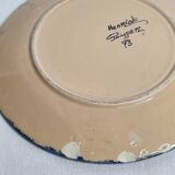 Pair of Henriot Quimper plates, Soulac decoration, signed, 1973, 18 cm