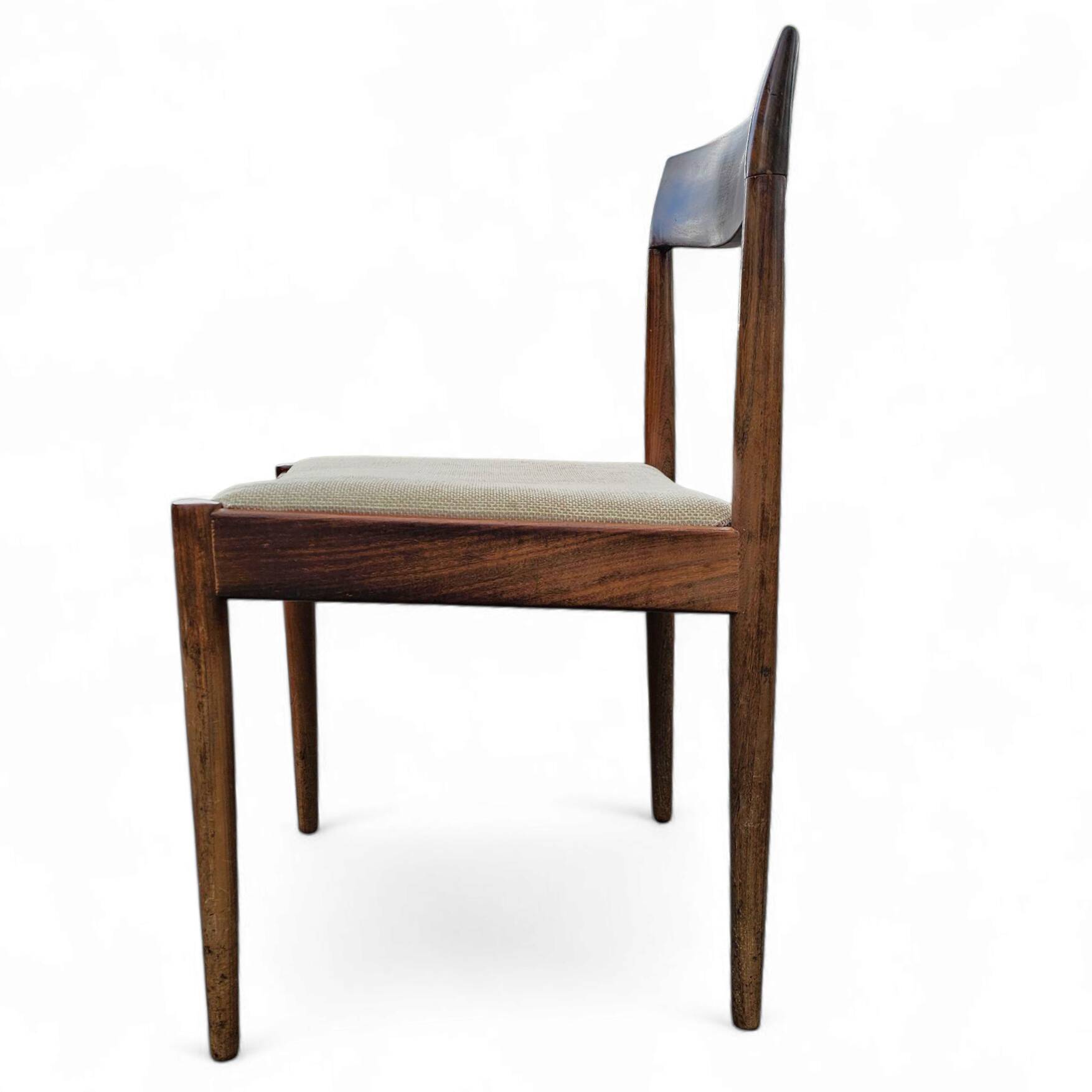 4 Scandinavian teak dining chairs / 1970s