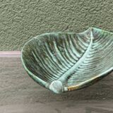Enamelled stoneware plate