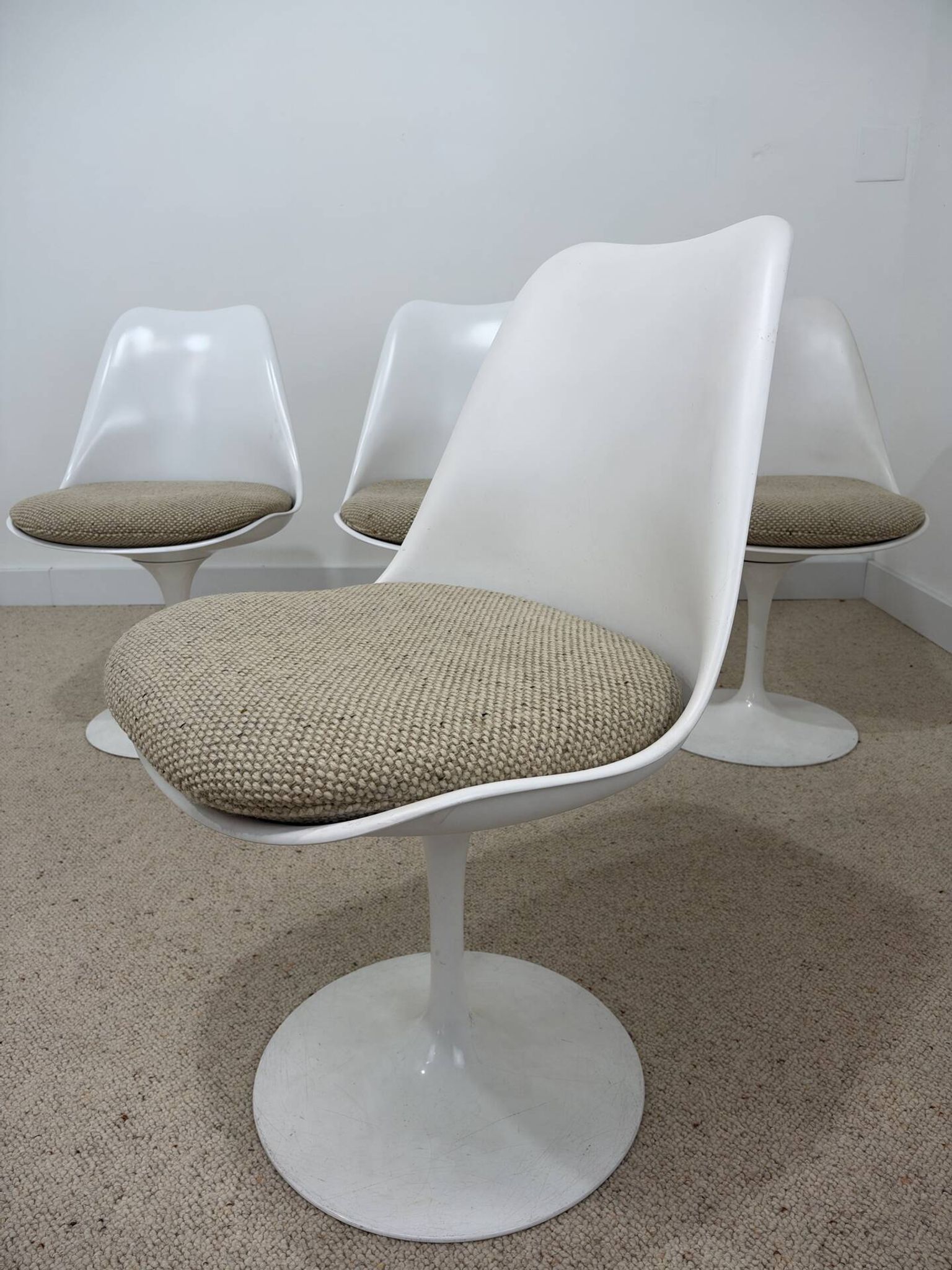 Set of 4 Tulip chairs by Knoll – Eero Saarinen – 1960s/70s