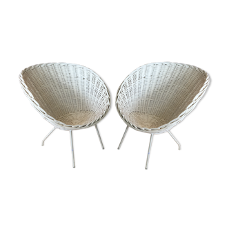 Paire de fauteuils en rotin blanc