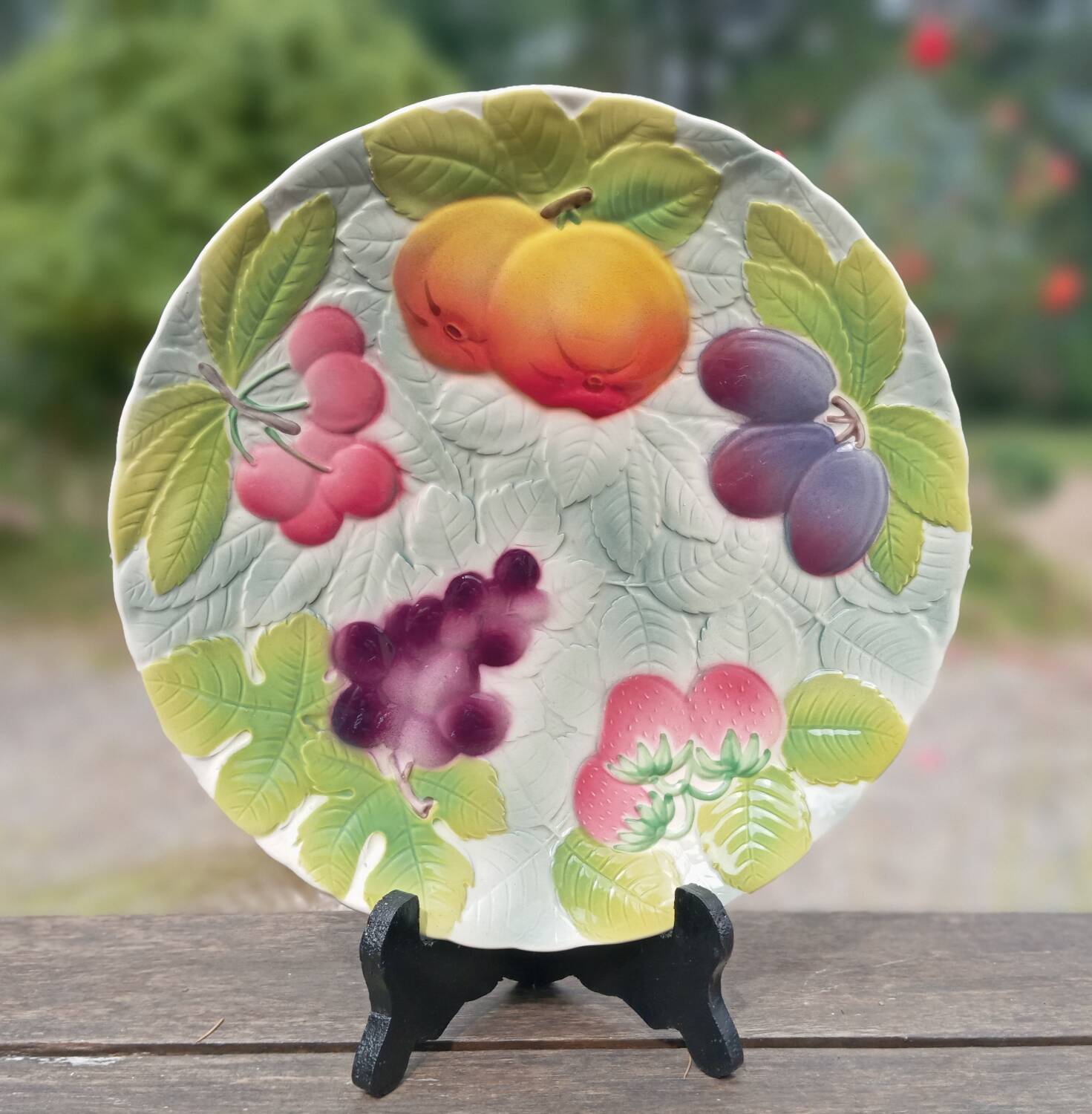 Plat à gâteau / coupe fruit faience barbotine de St Clement