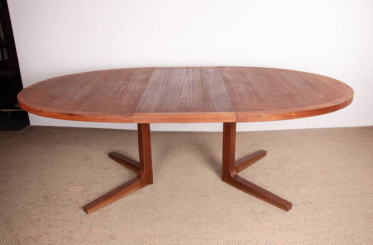 Very large Danish dining table in teak, oval and extendable, Dyrlund.
