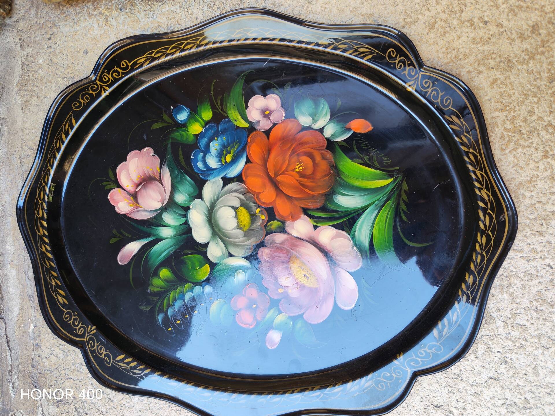 Hand-painted metal plate Russian art