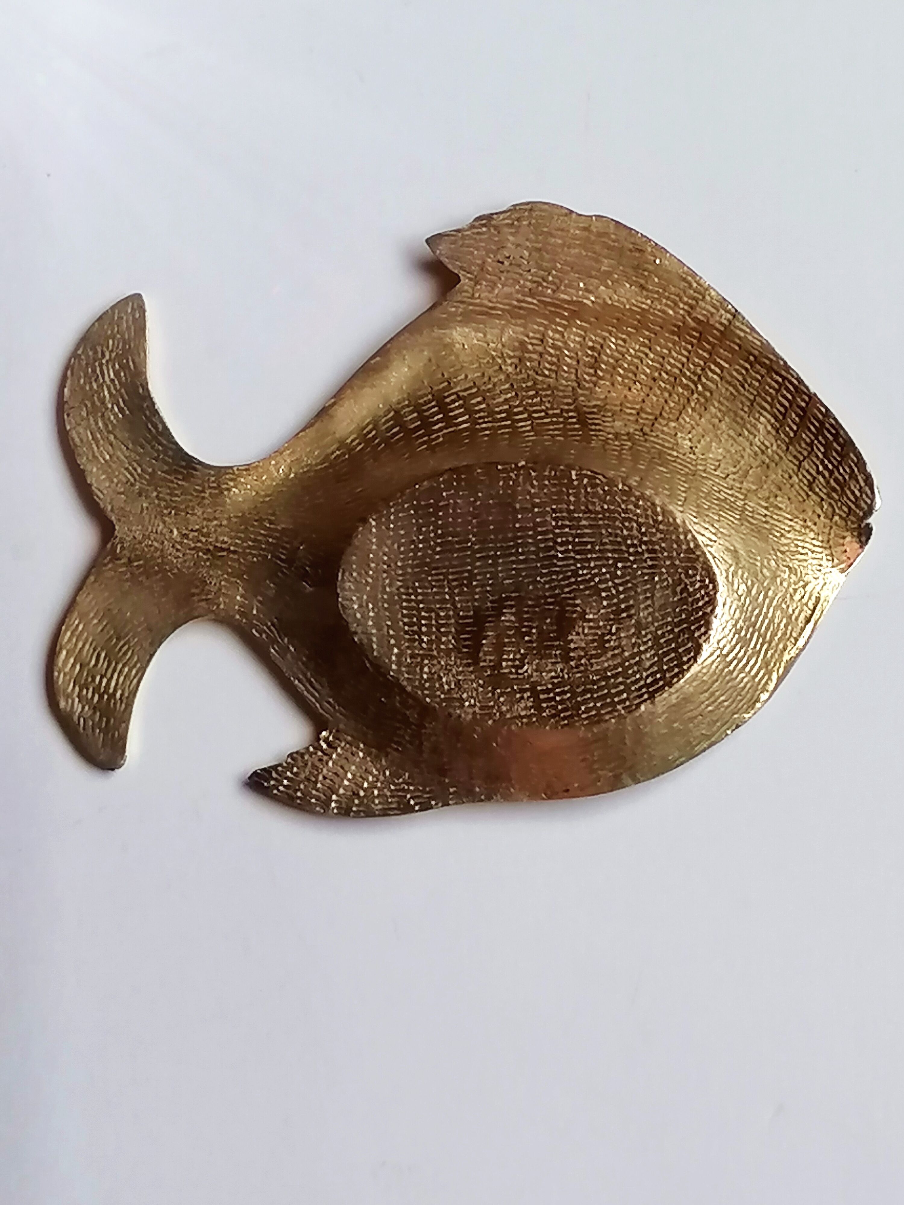 Empty pocket brass fish and mother-of-pearl