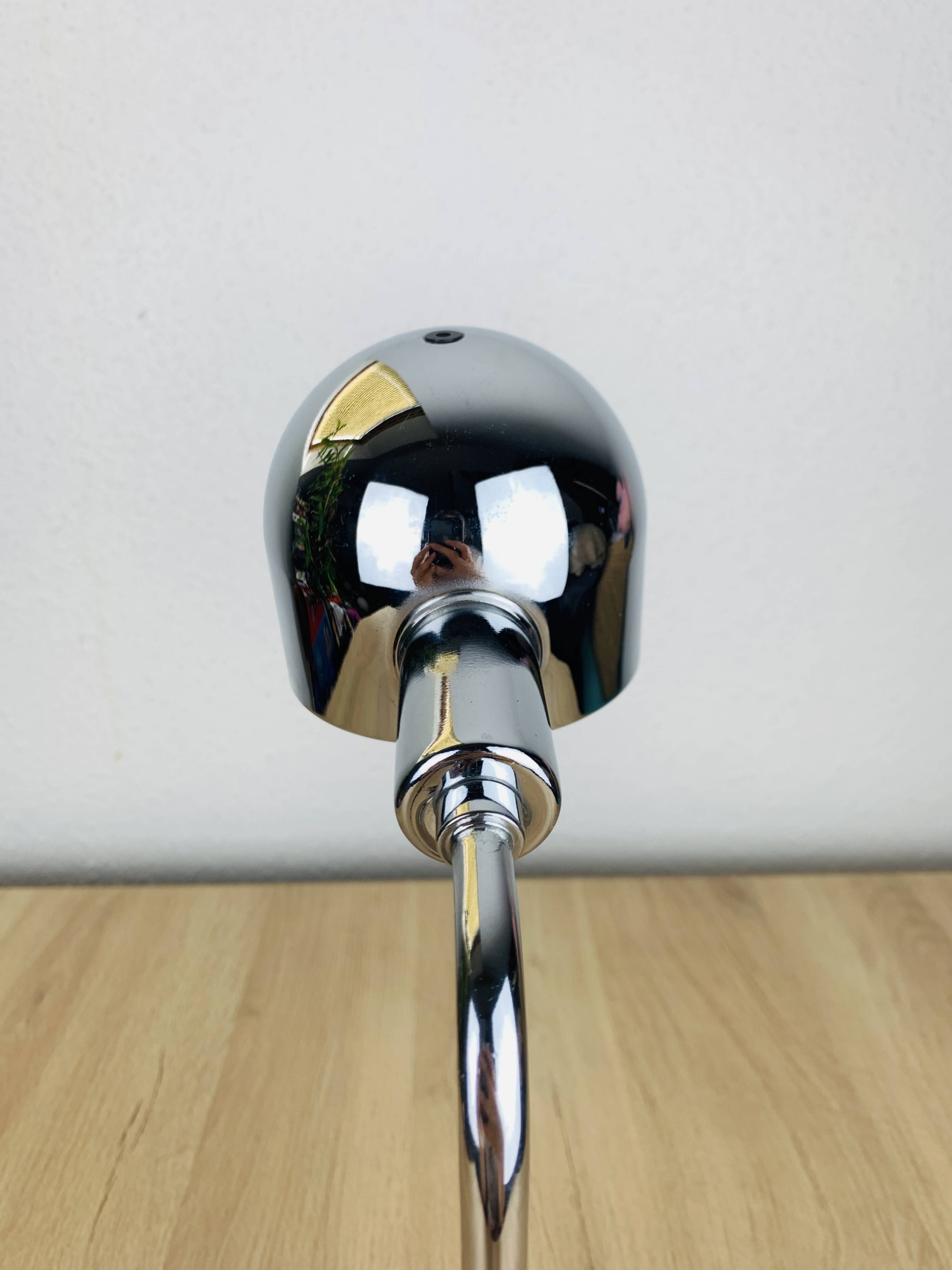 Lampe de bureau orientable chrome années 70