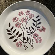 2 large vintage plates 24 cm flower pattern manufacture May