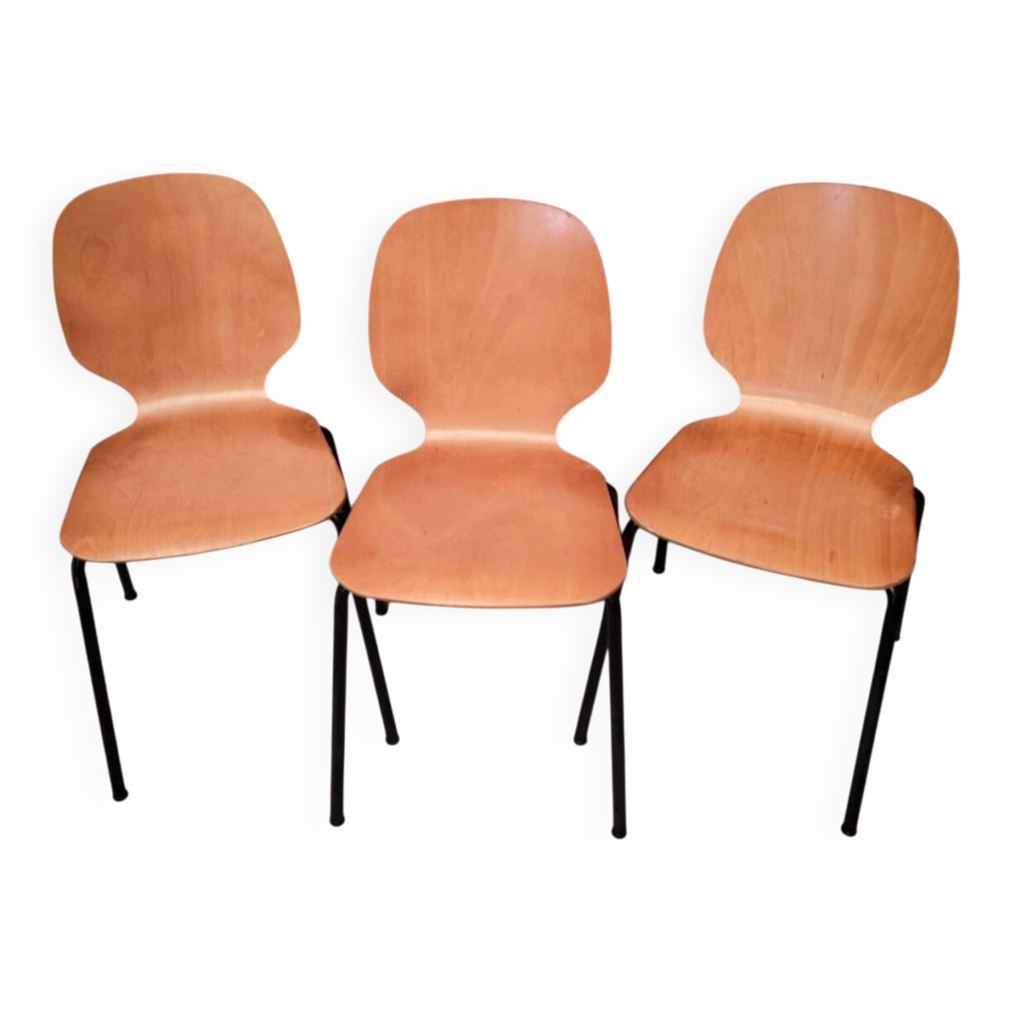 3 chairs of the Fritz Hansen type