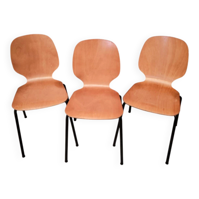 3 chaises de type Fritz Hansen