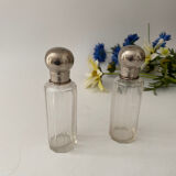 Set of 2 bottles of perfume
