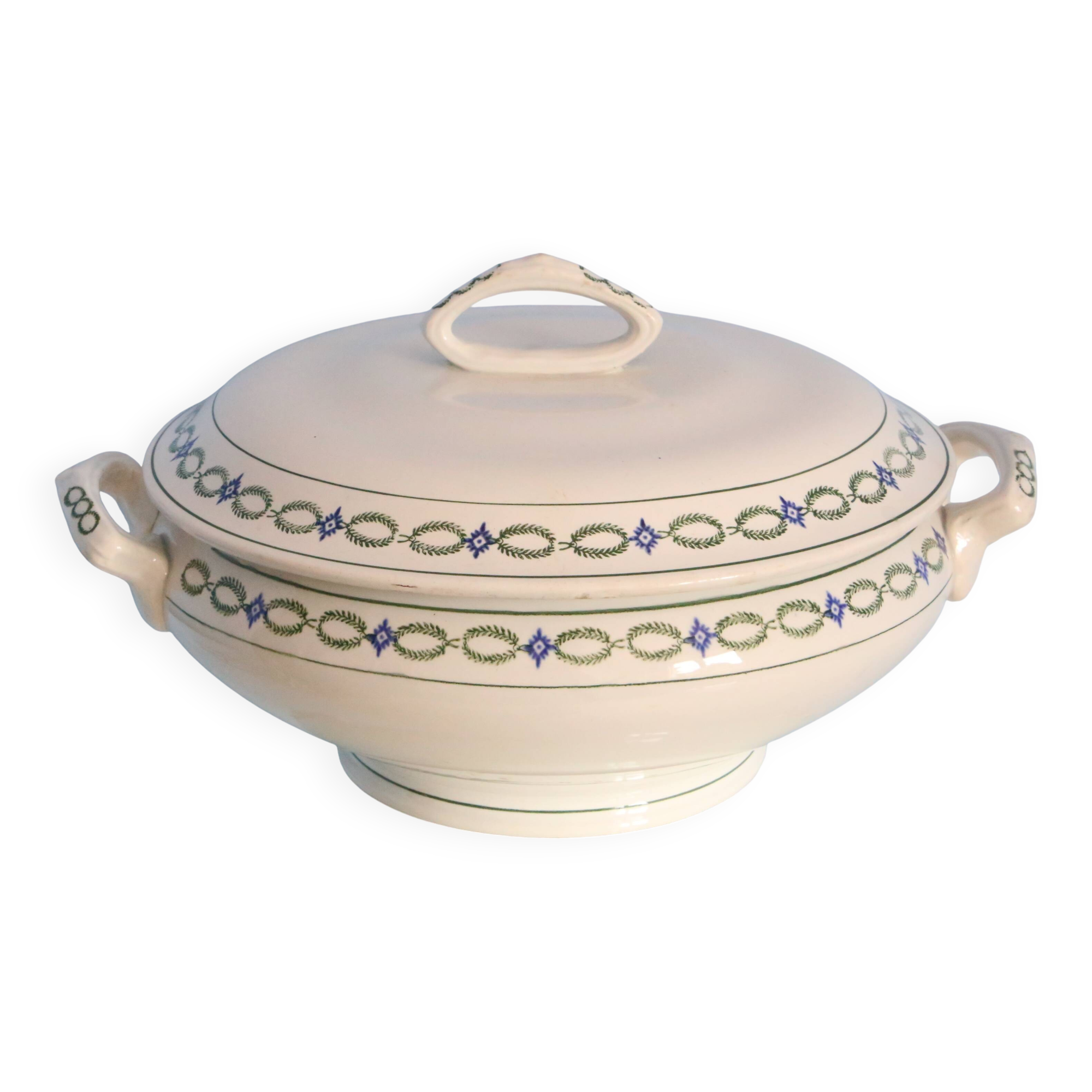 Soup tureen, Saint Amand, Terre de Fer, French manufacturer