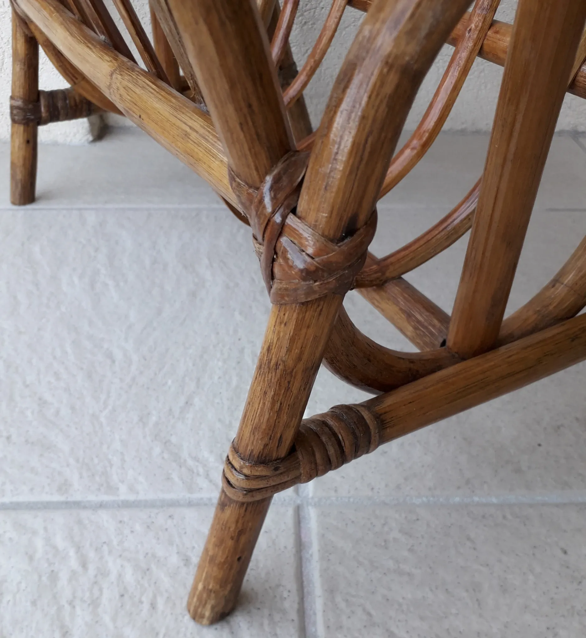 Rattan magazine rack