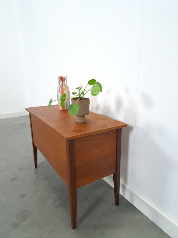 Coffre à jouets en teck danois, coffre de rangement vintage