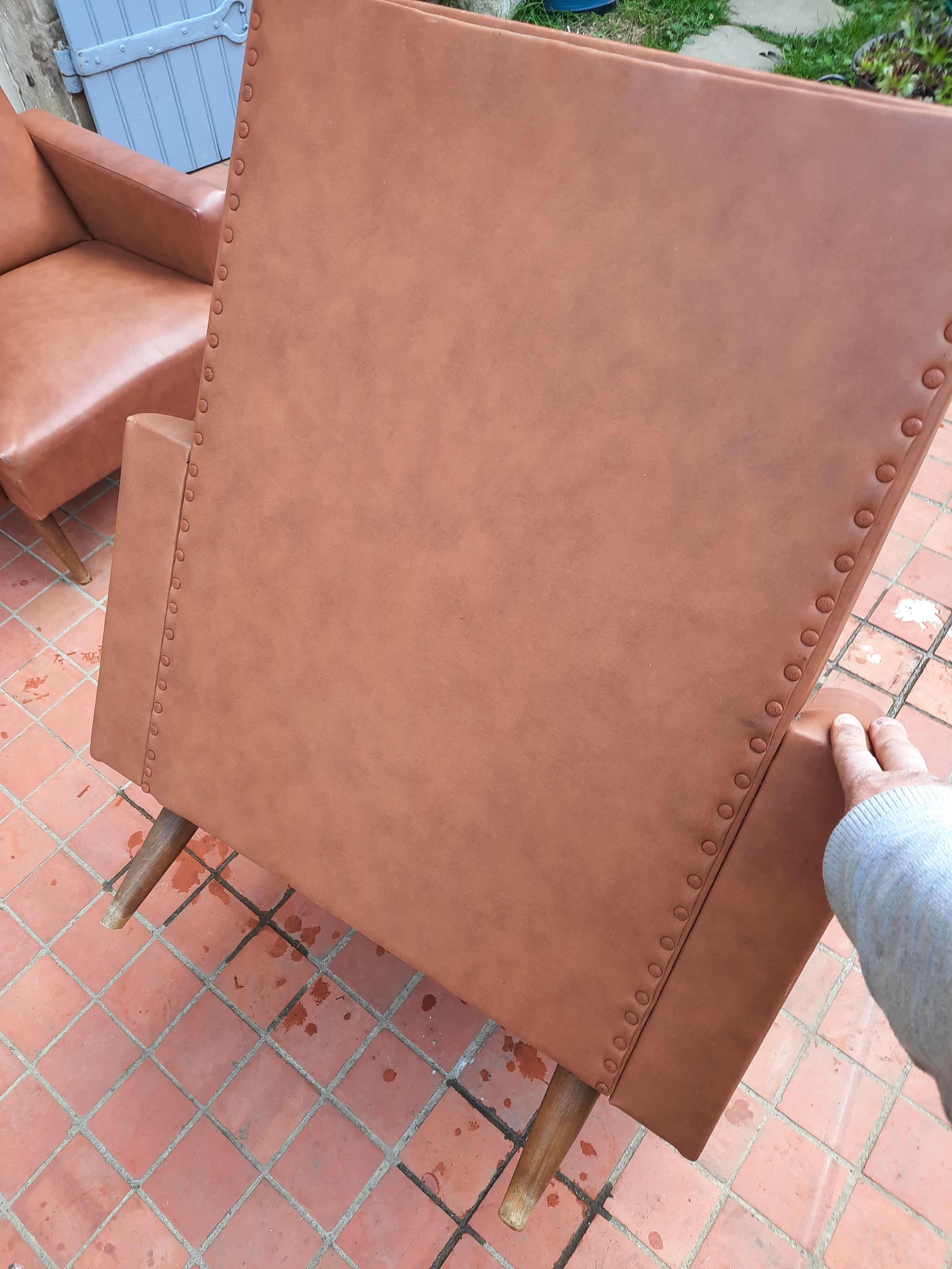 Pair of Skai armchairs in the year 50