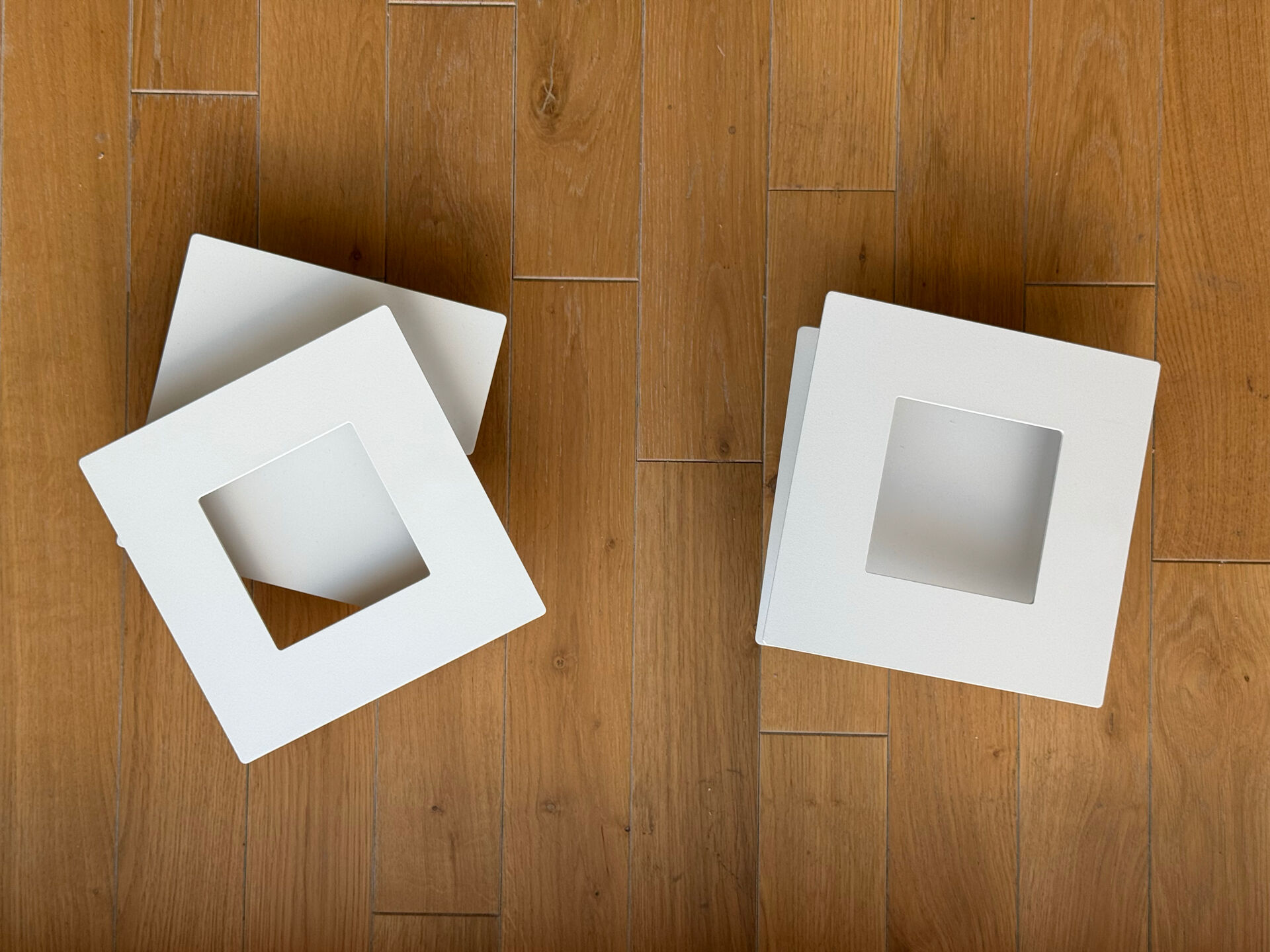 Dalia M8114 wall light by Mantra – White aluminium – Mini design