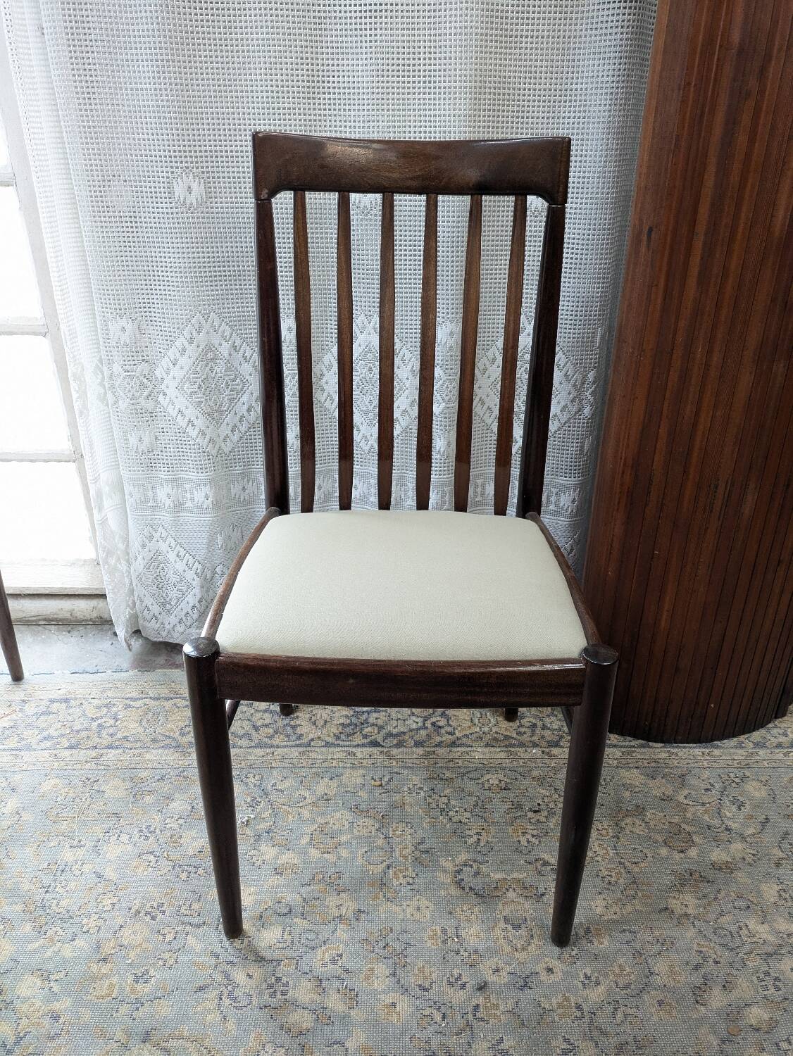 4 H.W. Klein Bramin chairs