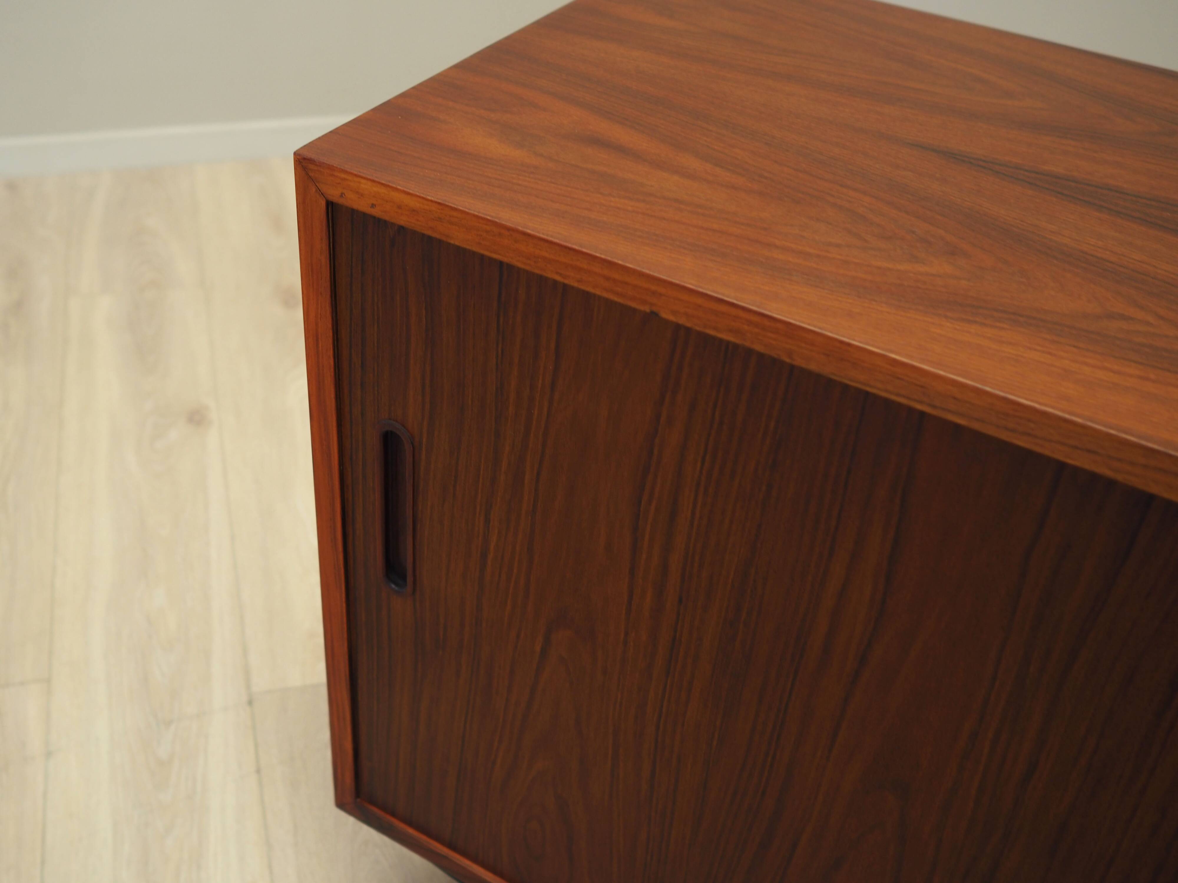 Rosewood cabinet, Danish design, 1970s, manufacture: Hundevad