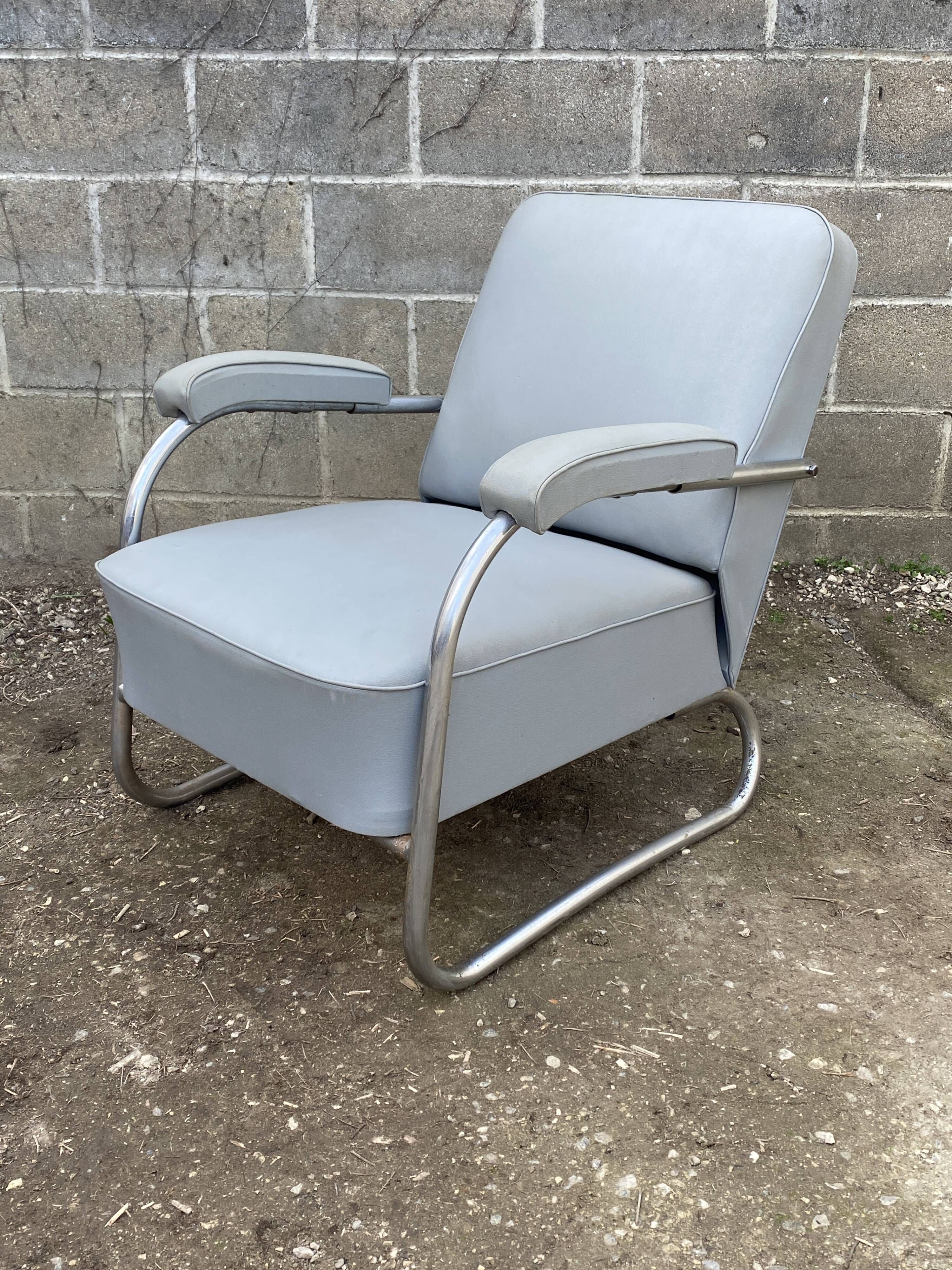 Reclining sled chair 1950 Bauhaus