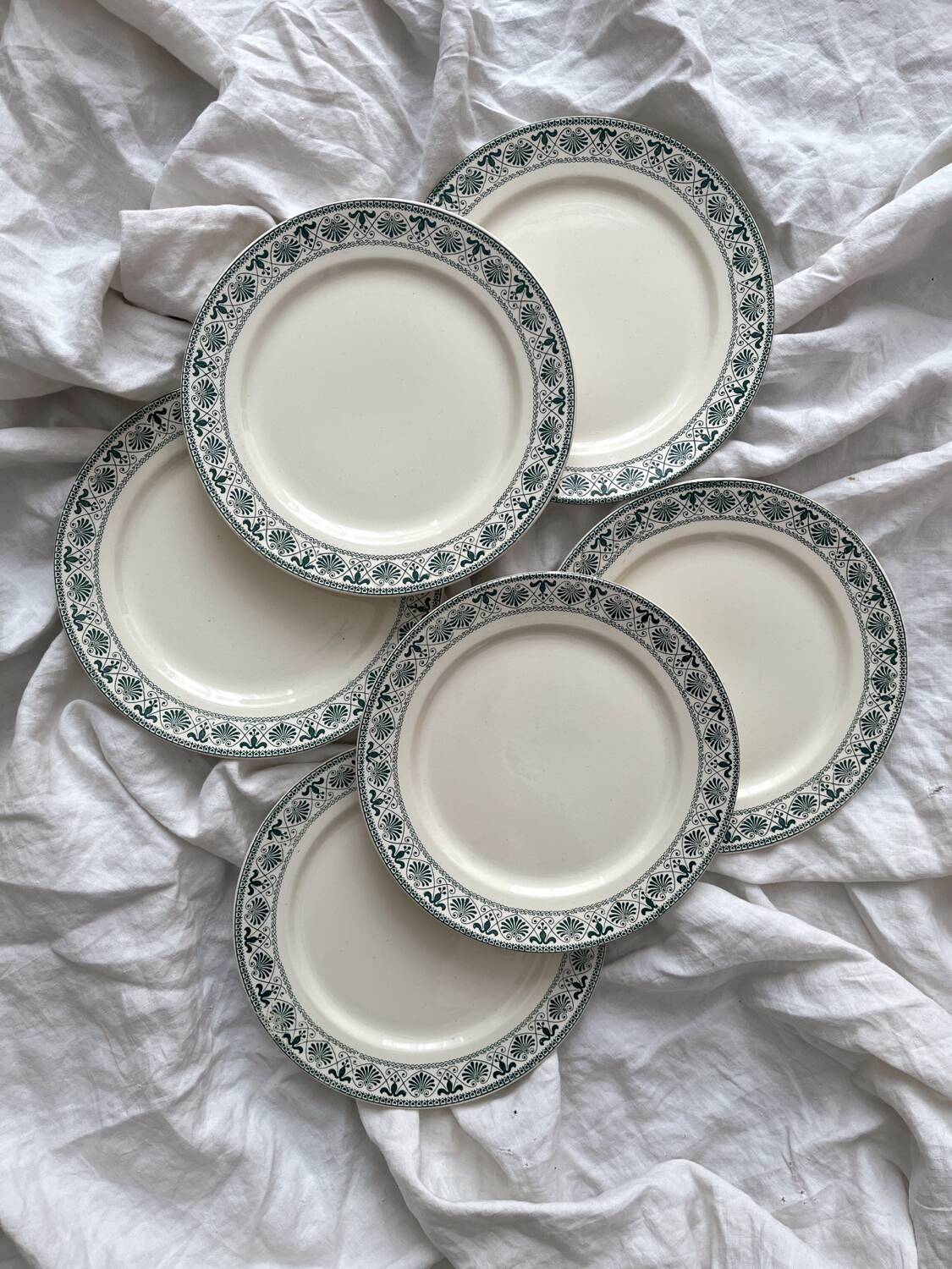 6 ironstone dessert plates “Palmettes” Boch Freres La Louvière