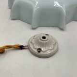 Blue opaline suspension