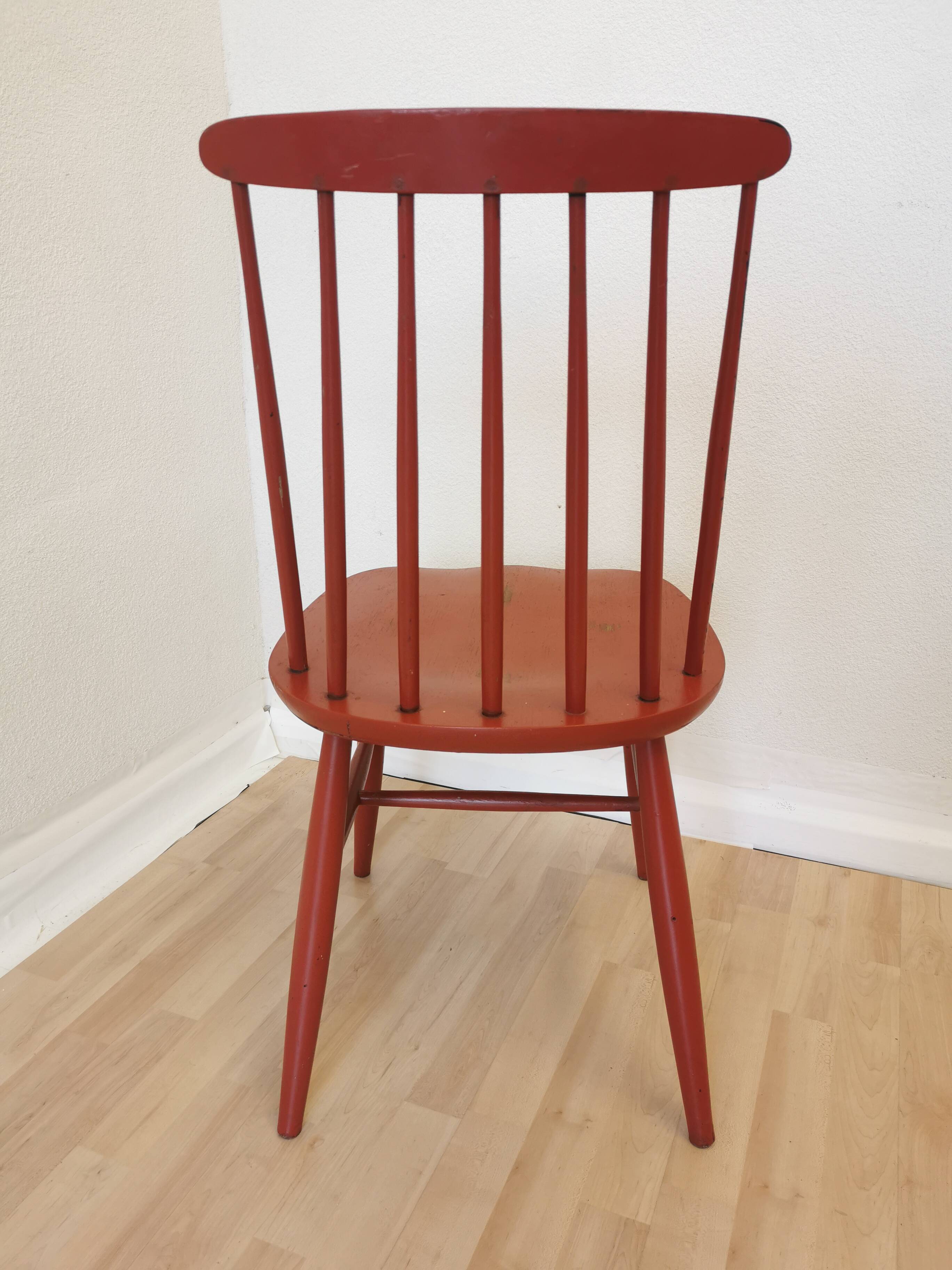 Vintage Coral Red Dining Chair: Ilmari Tapiovaara Style, Stol Kamnik 1960s
