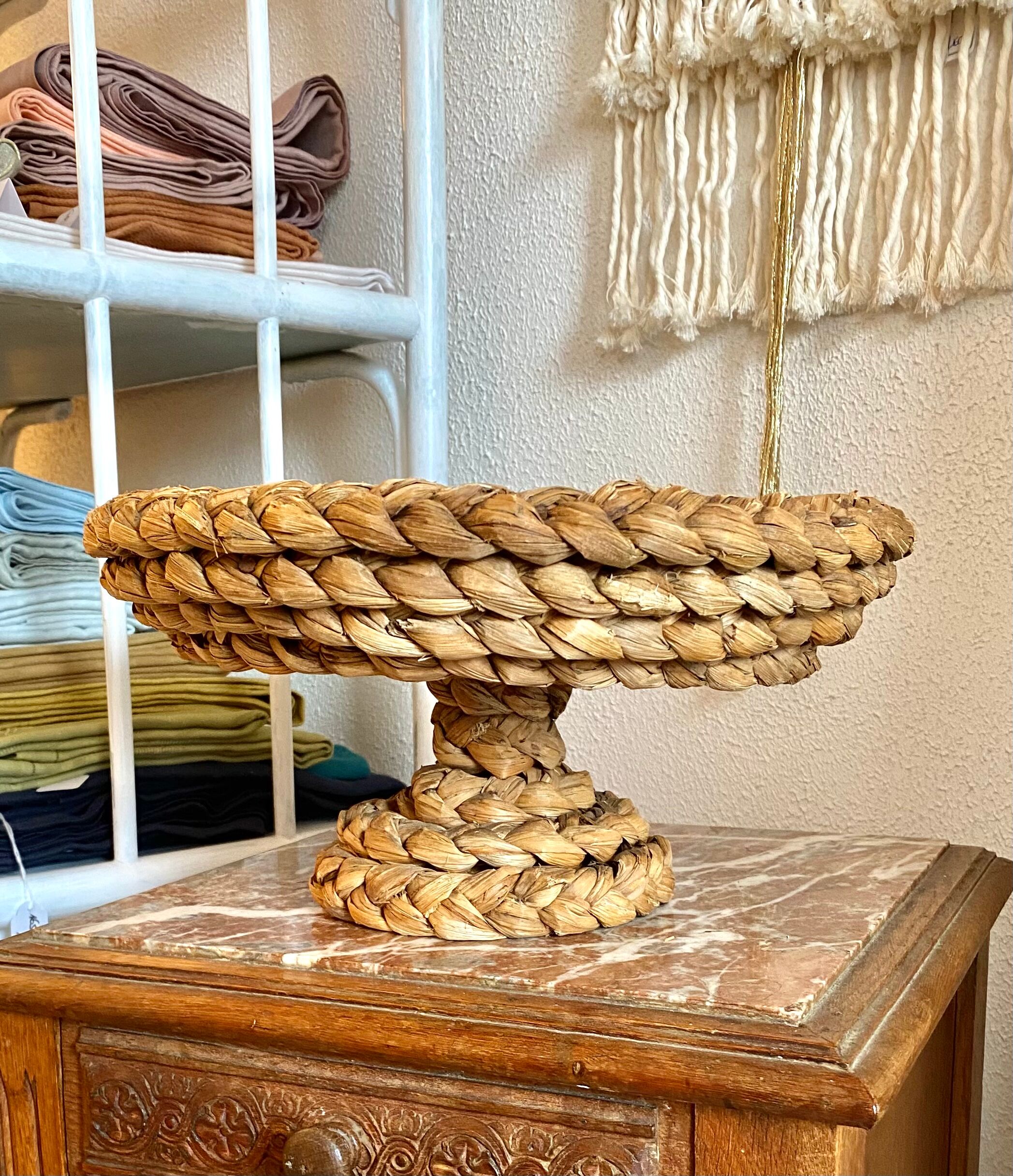 Rattan fruit cup