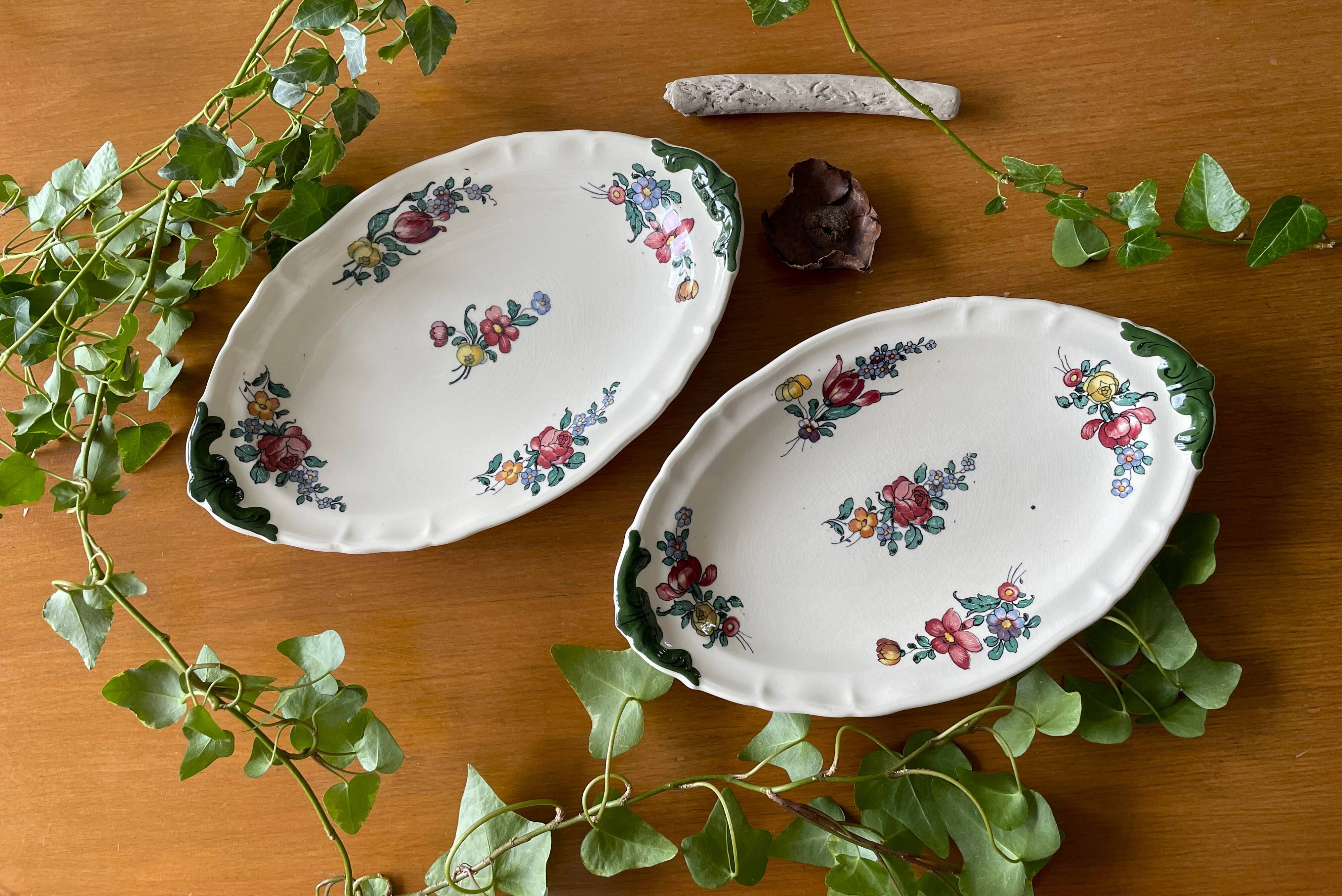 Paire de beurriers anciens en faïence de Villeroy & Boch