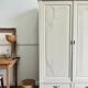 Armoire art déco grège