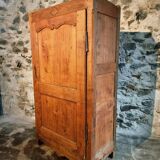Armoire ancienne française en châtaignier – XVIIIe siècle