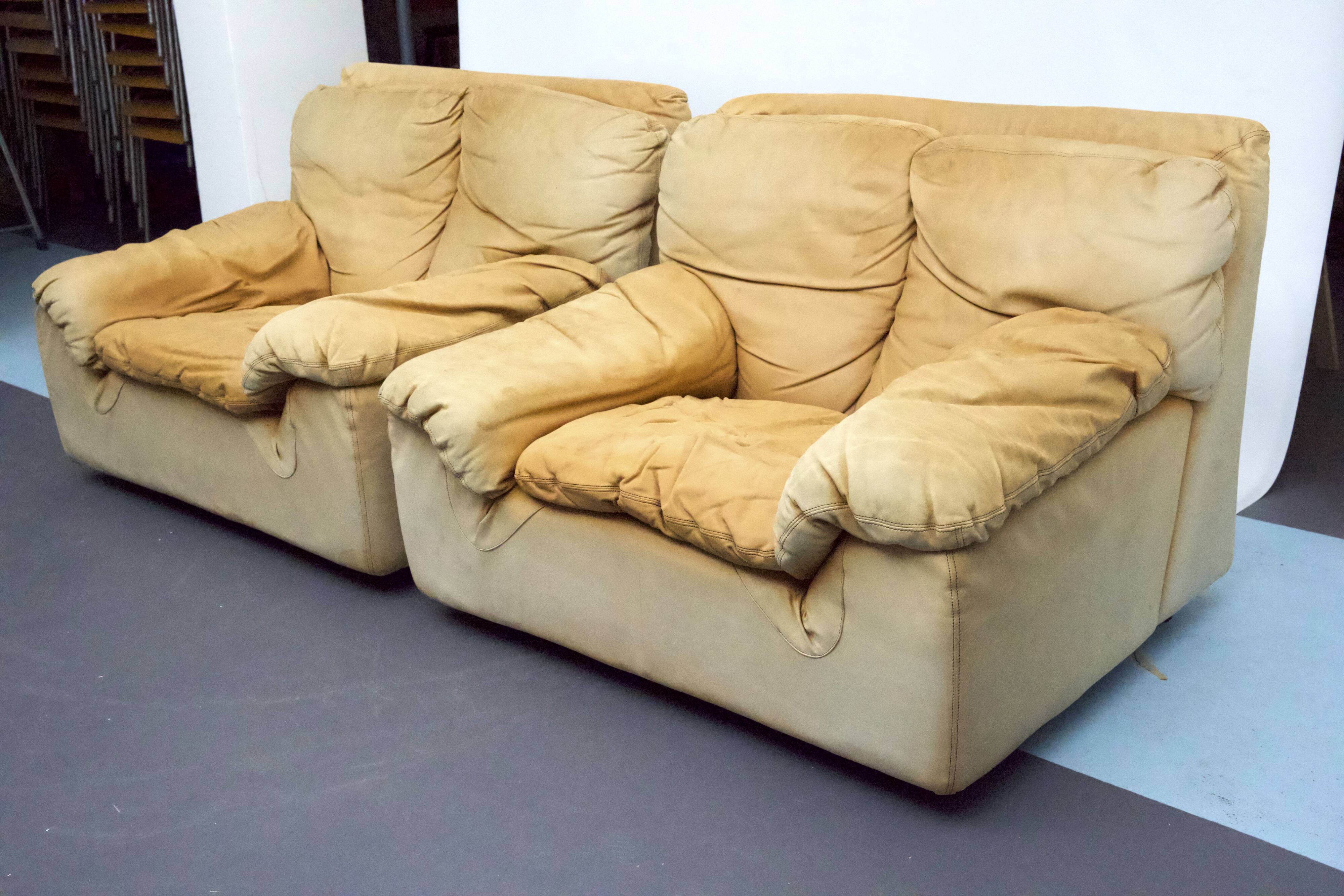 Vintage pair of leather armchairs by Ammannati and Vitelli for Brunati, Italy 1970s.