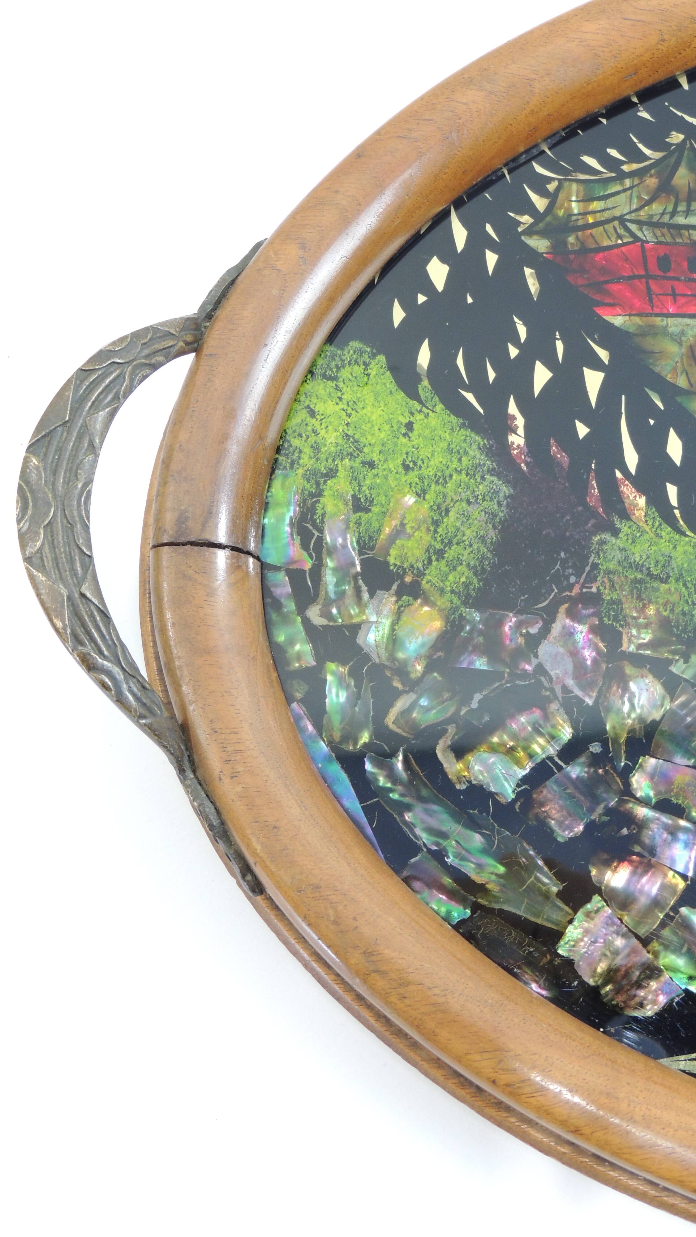 Ancien plateau de service décor feuilles de nacre /vintage