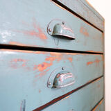 Industrial workshop furniture in pine with 12 drawers, circa 1940.