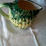 Barbotine jug