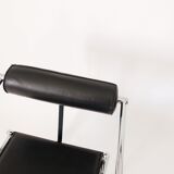 Tubular armchair