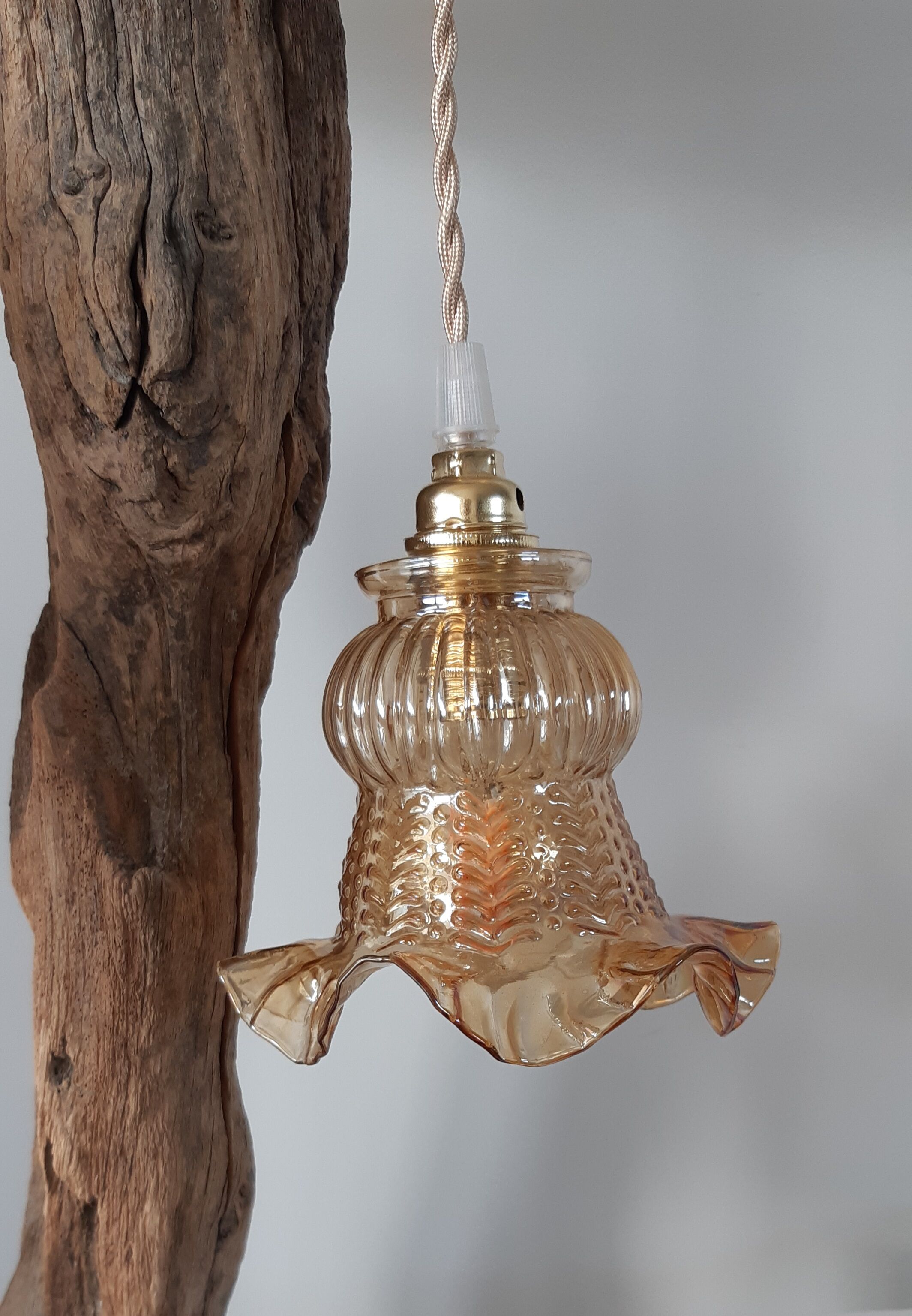 Amber tulip walking suspension