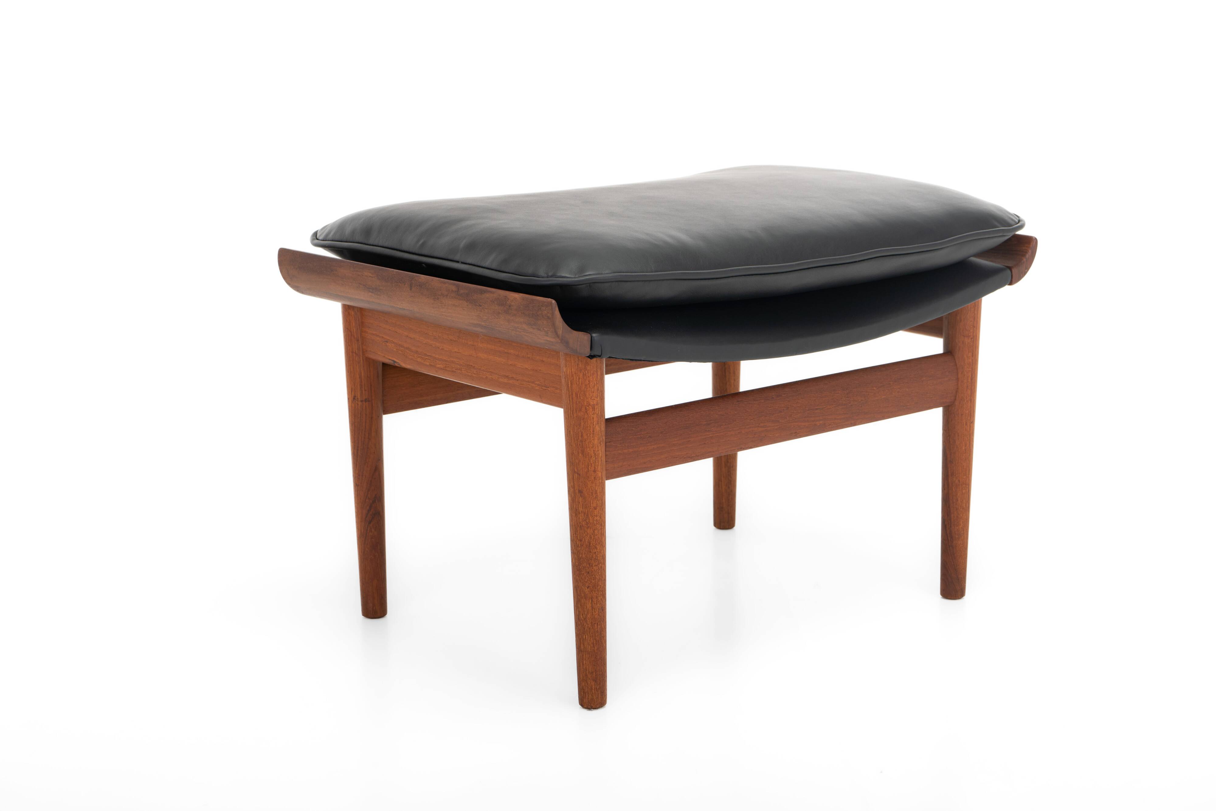 Bwana Lounge Chair and ottoman by Finn Juhl for France & Son, Denmark, 1960s