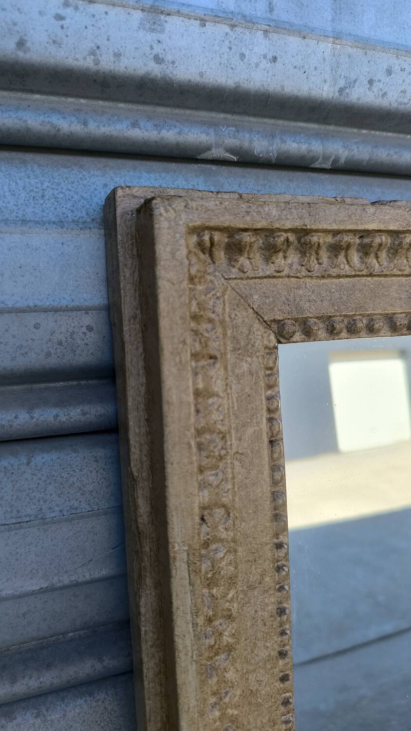 Mirror in wood and stucco in burl wood style, 1960