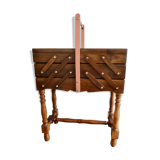 Vintage sewing bakset