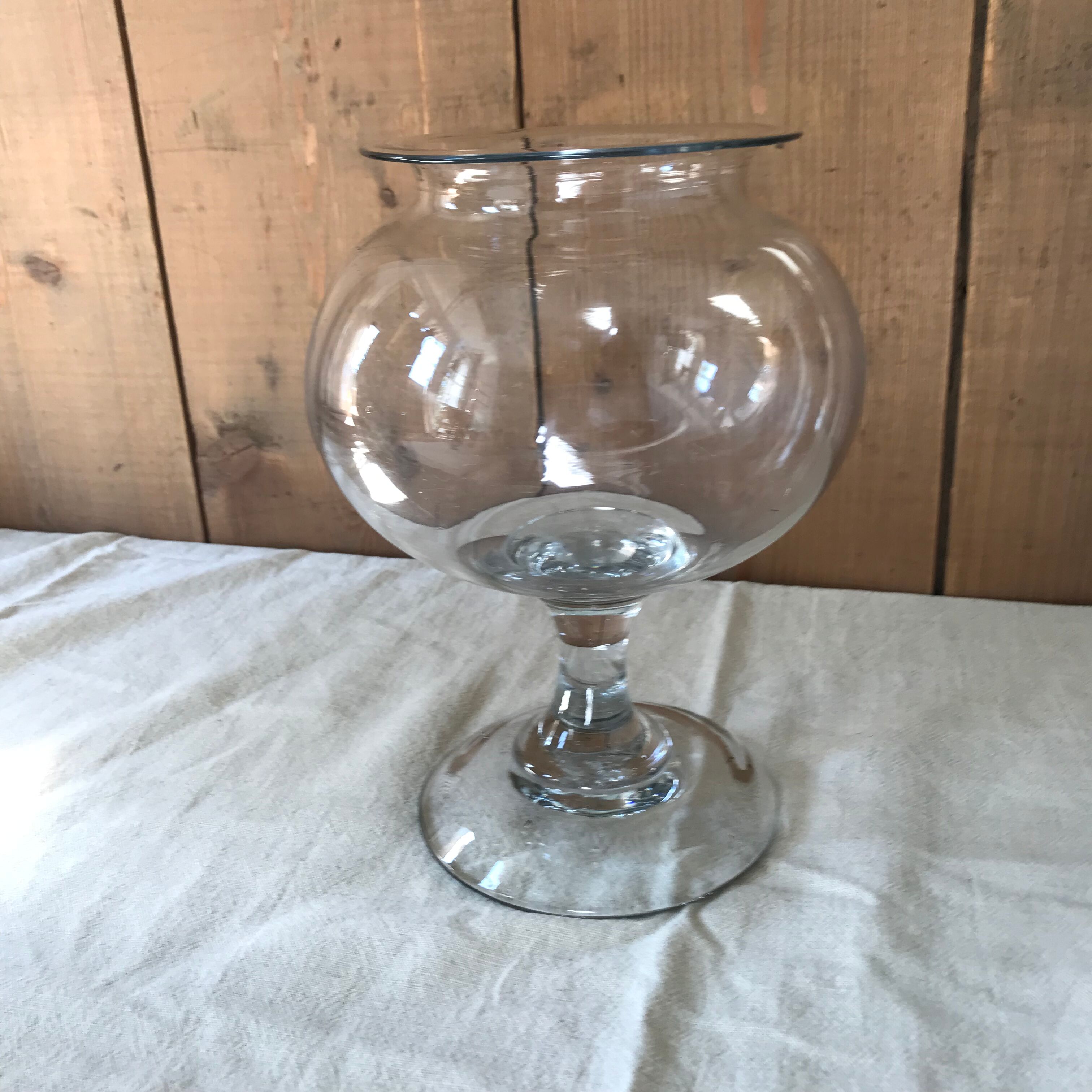 Apothecary vase in ancient glass